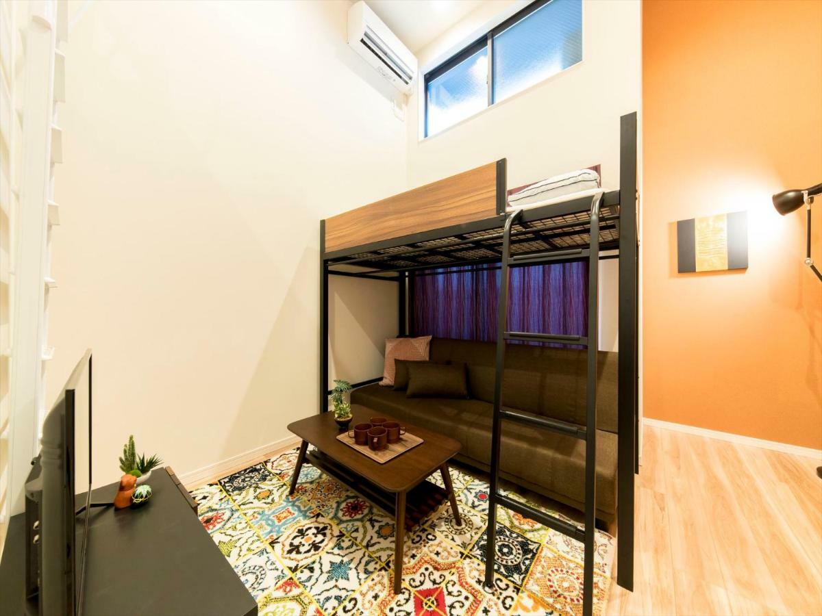 Ferienwohnung Trip Pod Yoshizuka C Fukuoka  Exterior foto