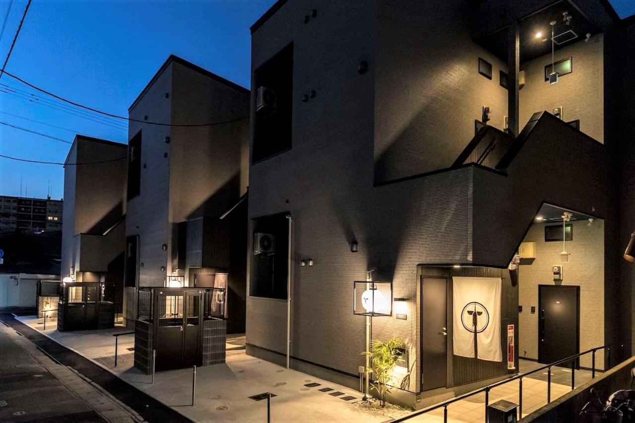 Ferienwohnung Trip Pod Yoshizuka C Fukuoka  Exterior foto
